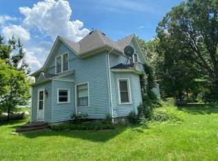 3743 NE 46th St, Owatonna, MN 55060