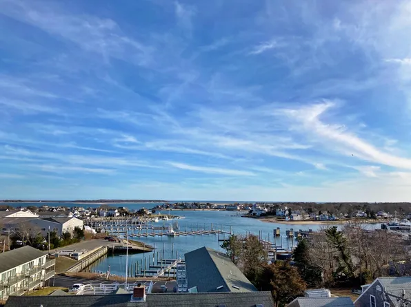 89 Lewis Bay Rd Unit 304, Hyannis, MA 02601