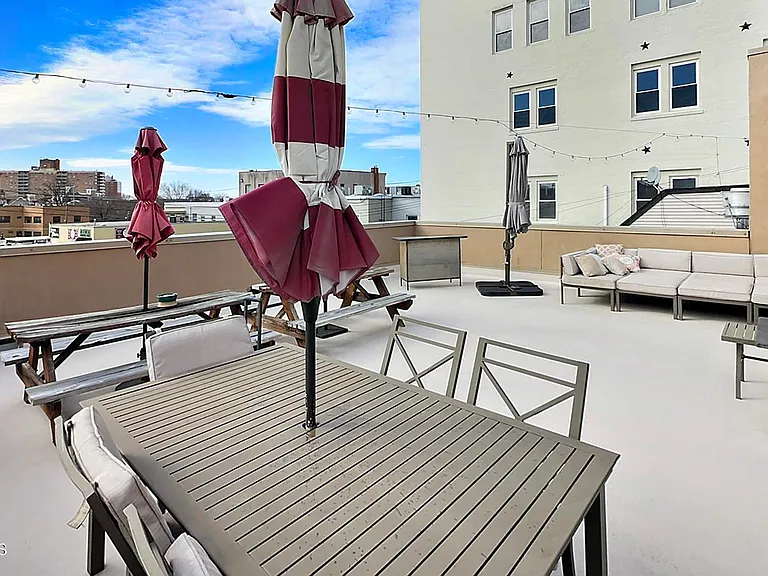 18 Broad St #3 — Photo 7