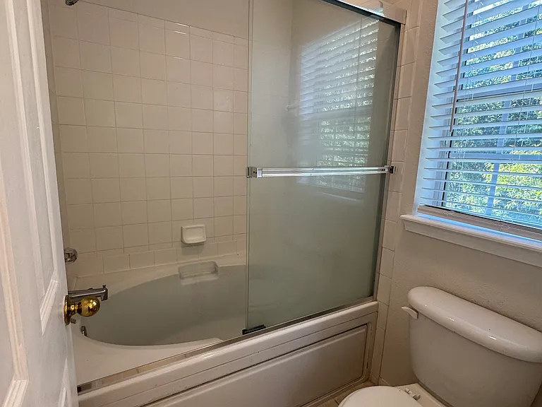12423 Forest Lake Cir N #3 — Photo 30