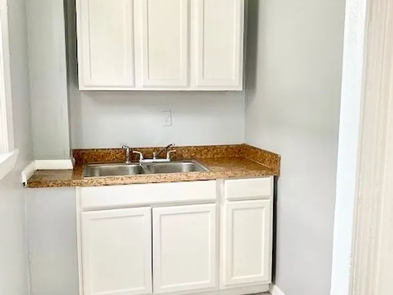 72 Pocasset Avenue — Photo 3