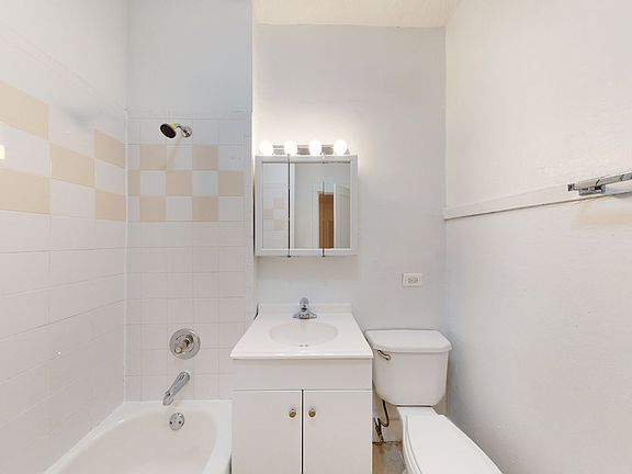 5th image of 5335 S Woodlawn Ave #3