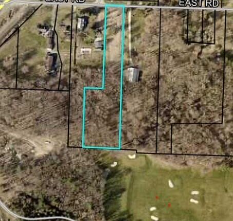 4th image of 8716 East Rd