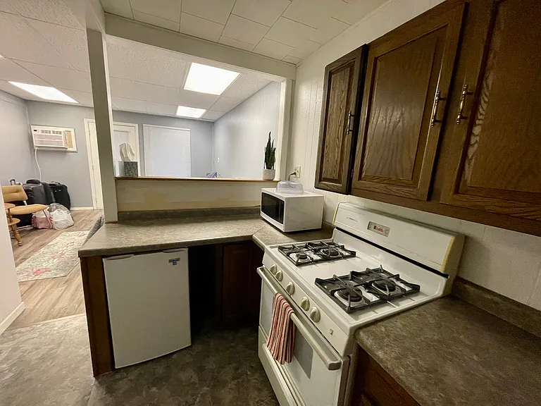 2313 Central Ave #10 — Photo 6
