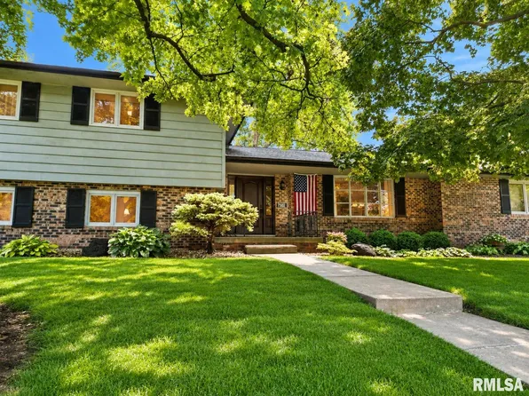 7302 N Regent Pl, Peoria, IL 61614