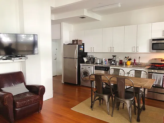 Rented by Oxford Property Group | media 18