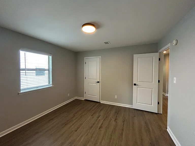 223 Little St SE — Photo 14