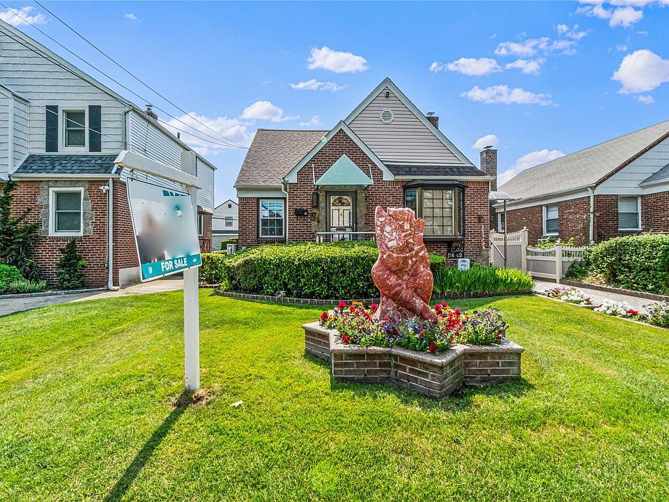2842 200th Street, Flushing, NY 11360 Zillow