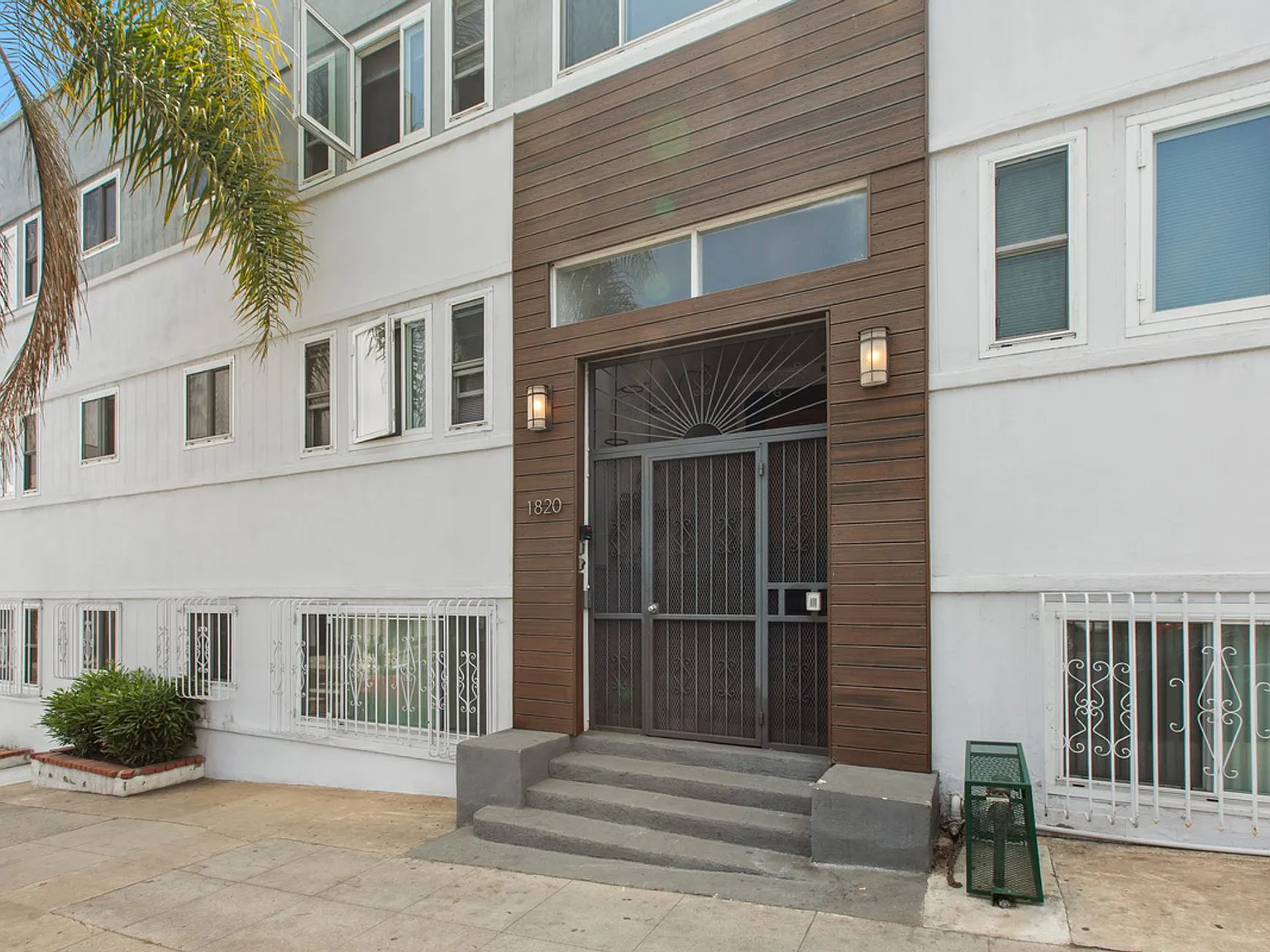Grandview Apartments — Photo 1