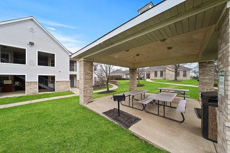 Rock Run Residences — Photo 9