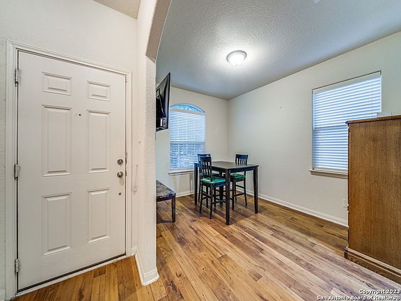 5th image of 3343 Foster Meadows