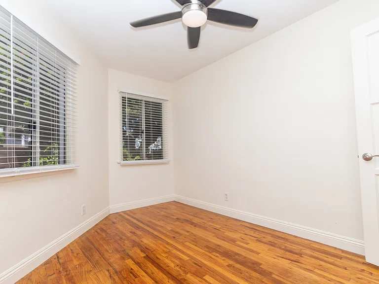 506 Avenida Victoria — Photo 8