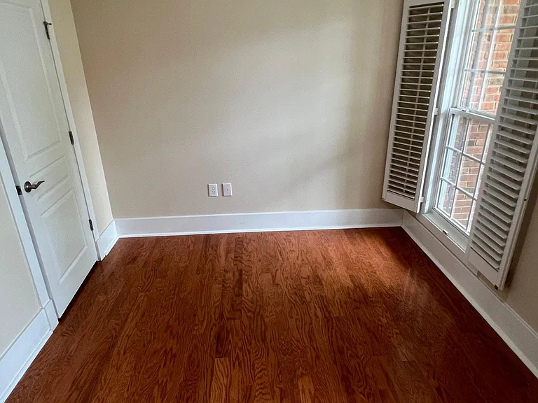 5240 Villa Lake Ct — Photo 7