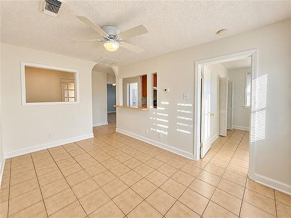 3rd image of 10513 Alan St