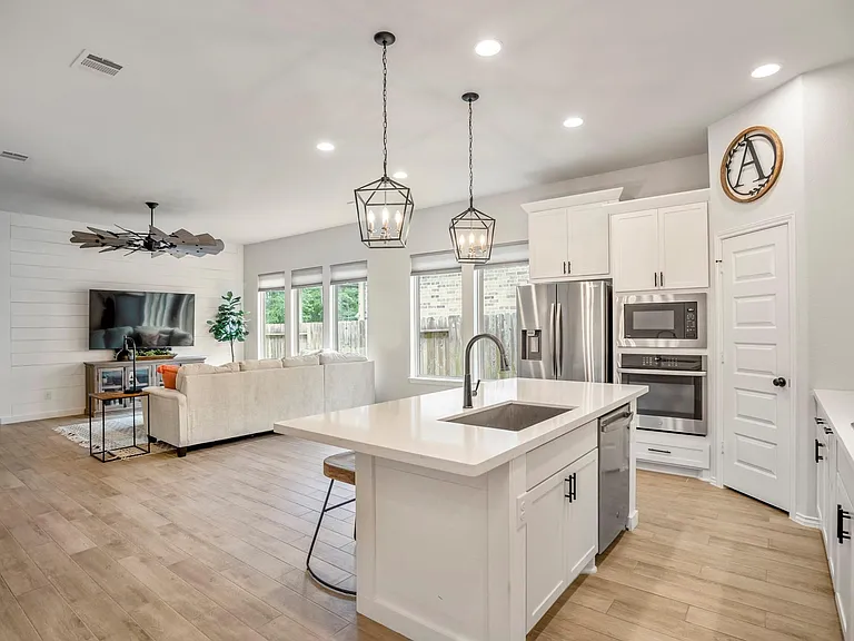334 Topper Pines Dr — Photo 5