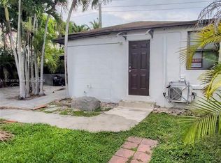 22830 Old Dixie Hwy #1, Miami, FL 33170