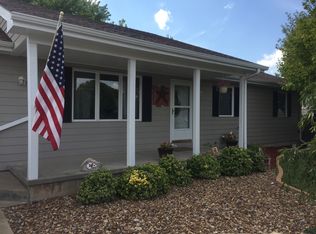 2358 Huntington Rd, Salina, KS 67401