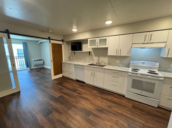 803 Waimanu St #422