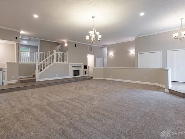 167 Crest Hill Ave, Vandalia, OH 45377