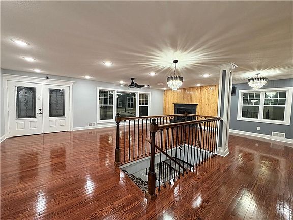 4th image of 539 Westvale Rd