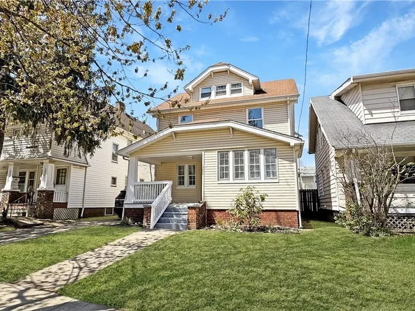 3266 W 115th St, Cleveland, OH 44111
