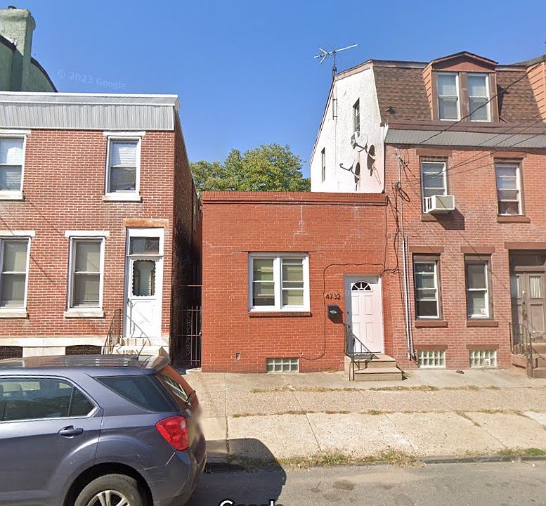 1st image of 4732-34 Richmond St #1