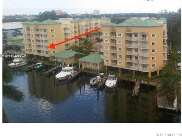 2415 NW 16th Street Rd APT 316, Miami, FL 33125