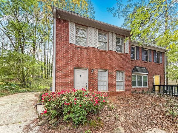 181 Timber Creek Ln SW, Smyrna, GA 30060