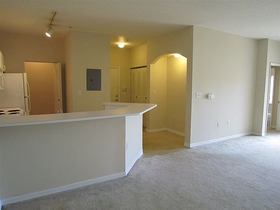 3rd image of 560 Florida Club Blvd APT 105