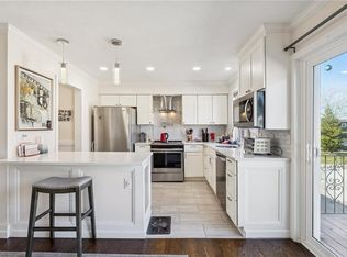 8604 W 84th St, Overland Park, KS 66212