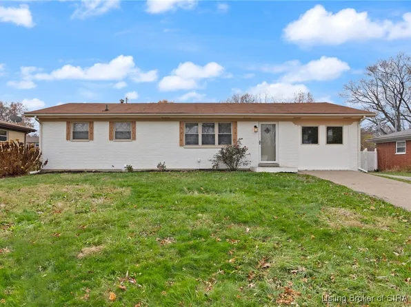 627 Georgian Avenue, Sellersburg, IN 47172