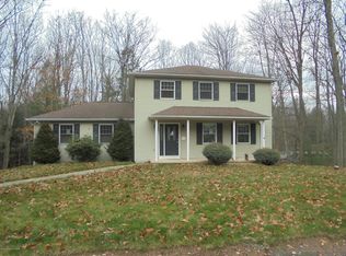 34 Ironmaster Rd, Drums, PA 18222