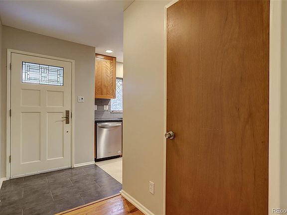 4th image of 2982 S Newport St