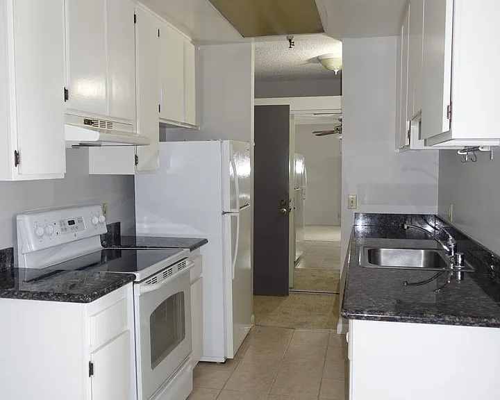 400 Ortega Ave #316 — Photo 3