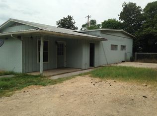 206 NW River Rd, Martindale, TX 78655