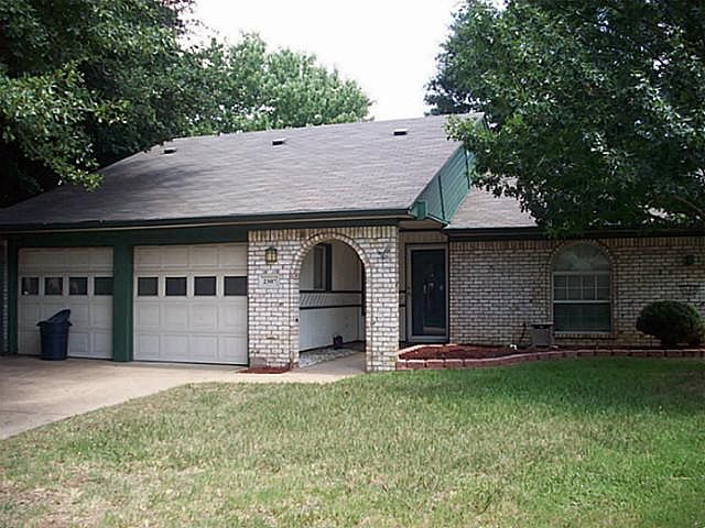 1st image of 2307 Zapata Dr