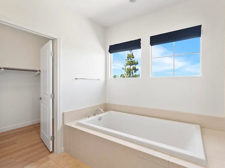 6820 Lopez Canyon Way — Photo 28
