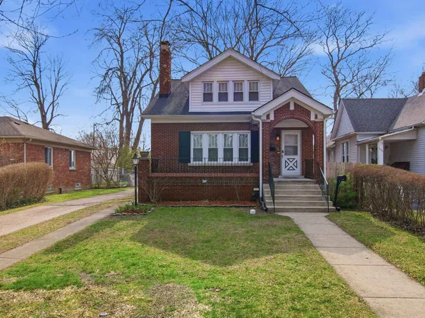 883 Saint Clair St, Grosse Pointe, MI 48230