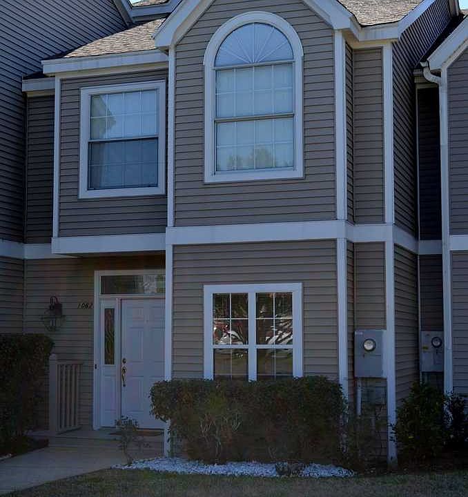 1st image of 1062 Lionsgate Ln