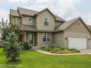 13110 Tanglewood Dr, Urbandale, IA 50323