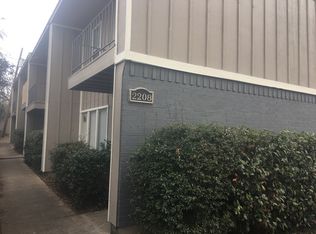 44444-2208 W Hickory St, Denton, TX 76201