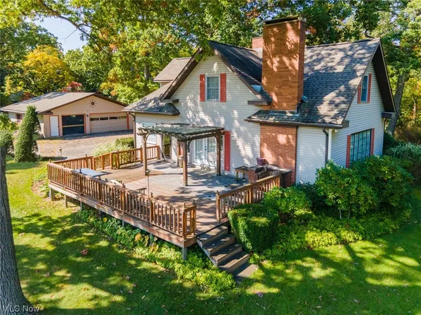 49563 Berkshire Rd, East Liverpool, OH 43920