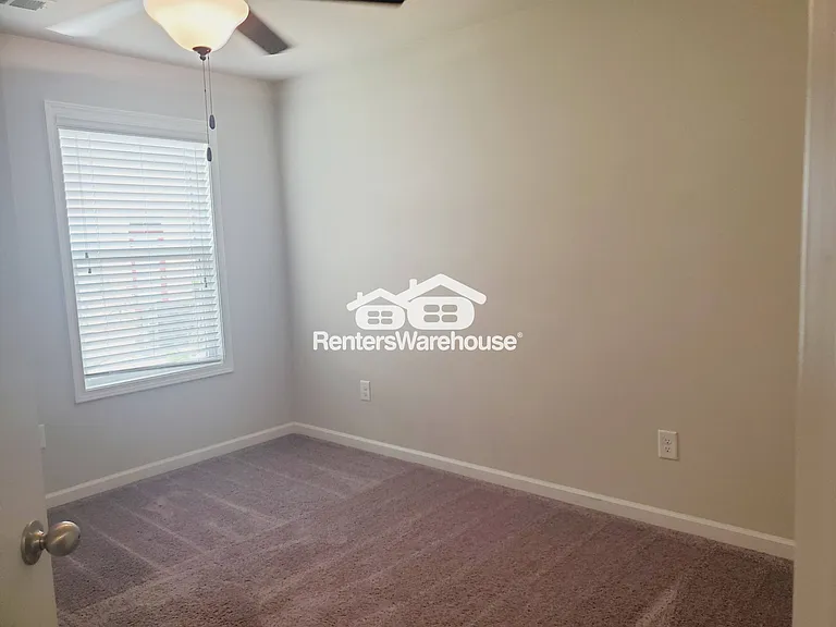 1761 Orange Grove Pl — Photo 7