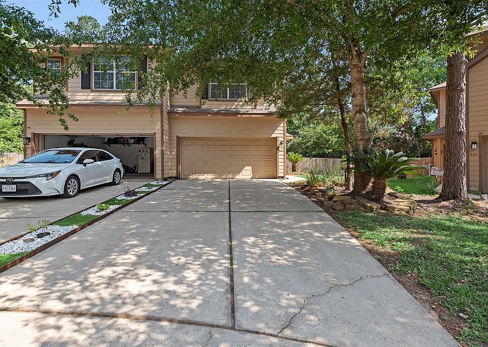 1st image of 127 Gallery Cove Ct