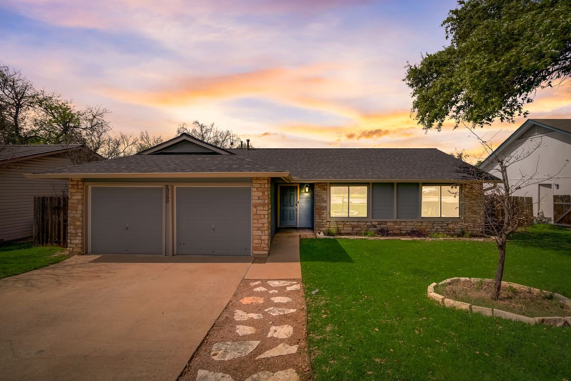 13200 Lamplight Village Ave, Austin, Tx 78727 