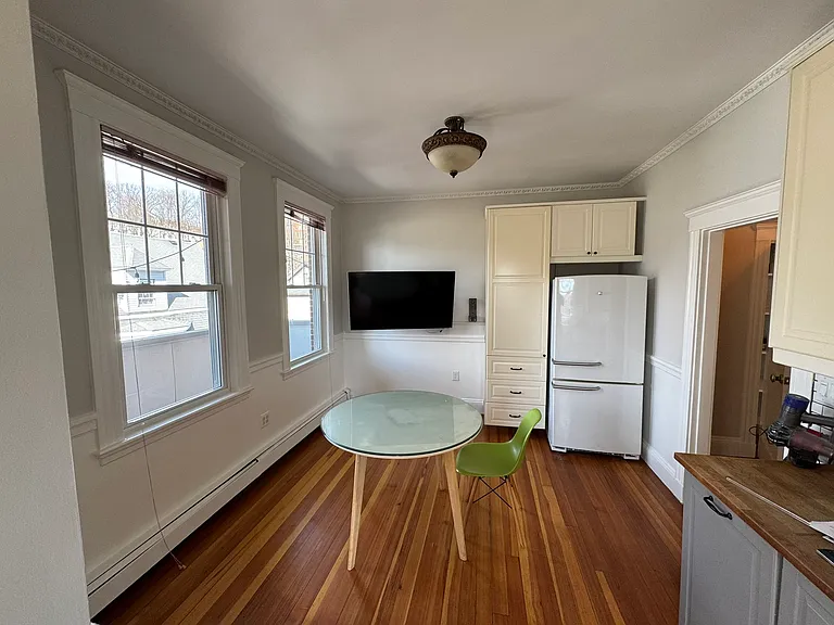 84 Tudor St #6 — Photo 4