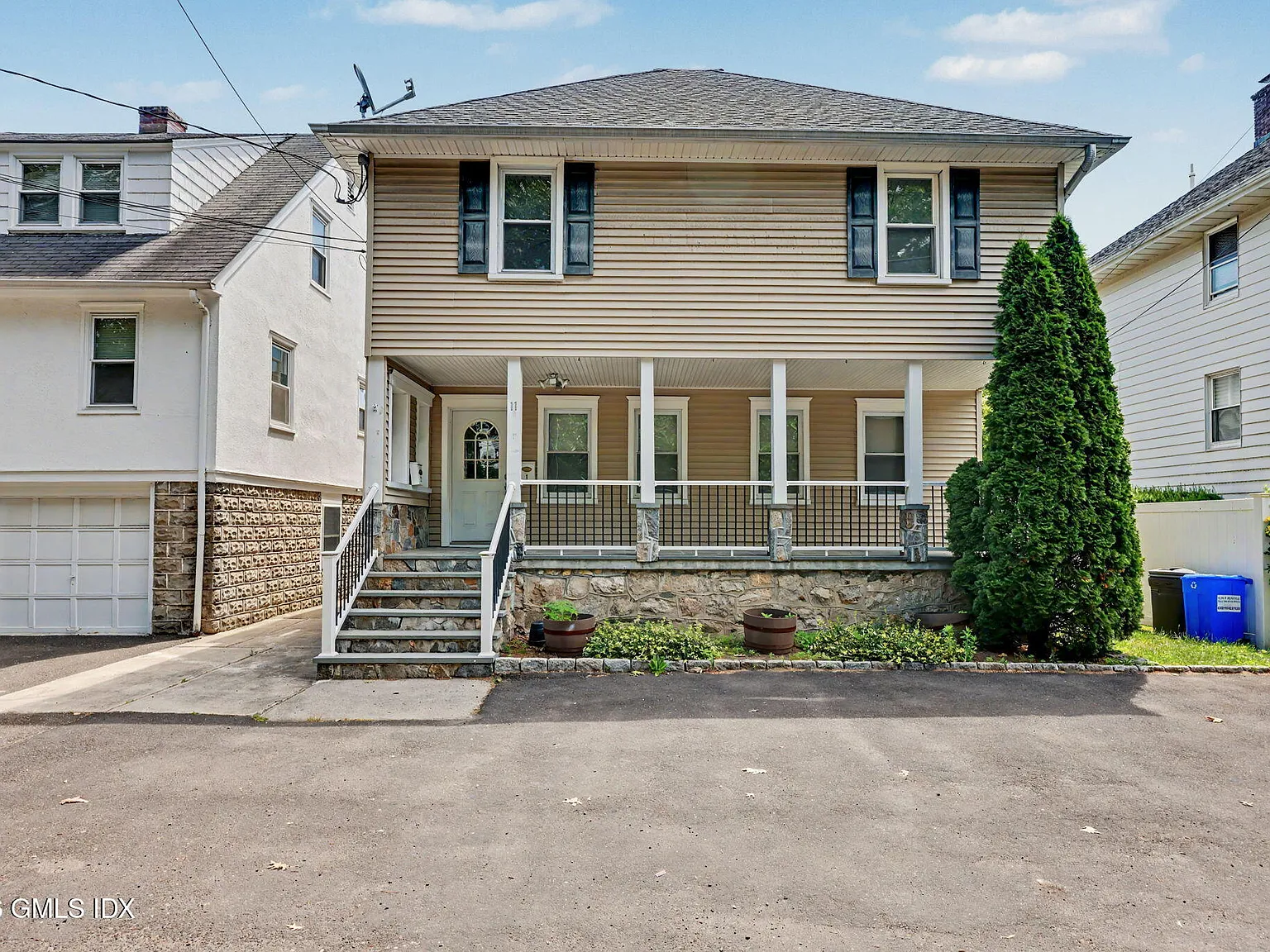 3 bed, 2.0 bath, $4,900 — Photo 2