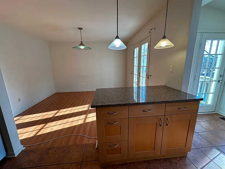 7770 Black Horse Ct — Photo 6