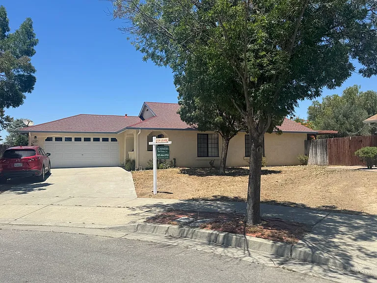 2301 Winter Wheat Pl — Photo 4