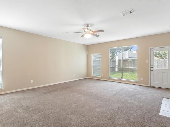5th image of 18307 Lodgepole Pine St